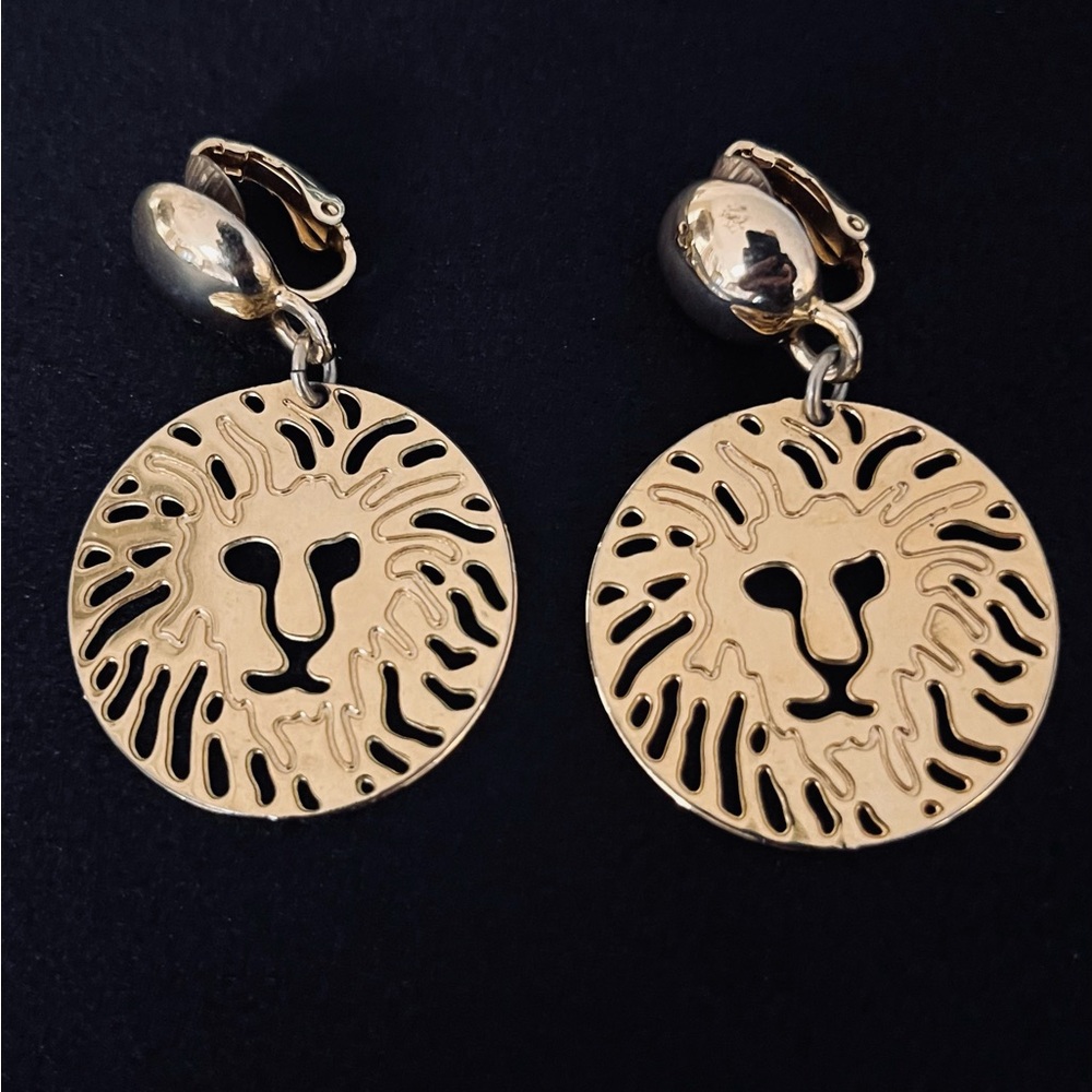 #208 Vintage Anne Klein Goldtone Lion Earrings